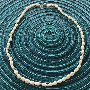 Sea water pearl necklace